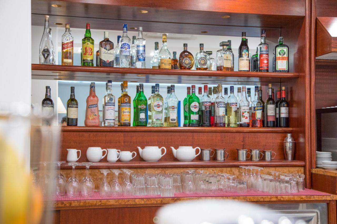 艾斯诺斯宫殿酒店 贾迪尼-纳克索斯 外观 照片